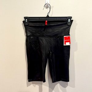 SPANX FAUX LEATHER BIKE SHORT NWT LARGE